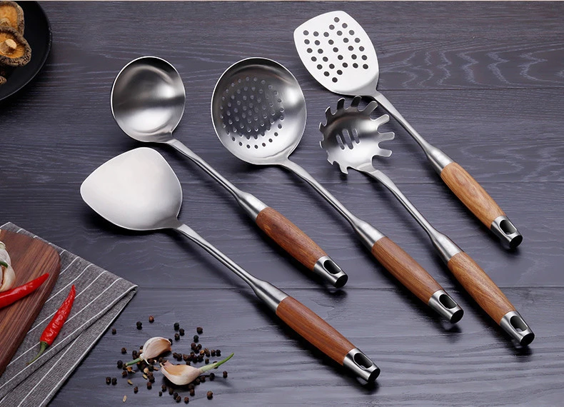 Wood Handle Kitchen Utensils And 304 Stainless Steel Cooking tools Ladle turner Set