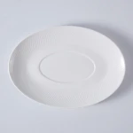 YAYU Nodic Fashionable private logo white glaze porcelain novelty gravy boat ceramic table mike sauce dispenser with saucer