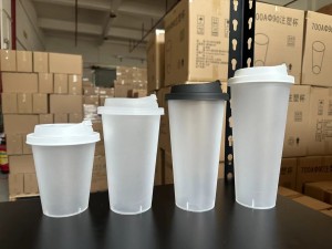 Plastic cup and cover , packaging products , cups
