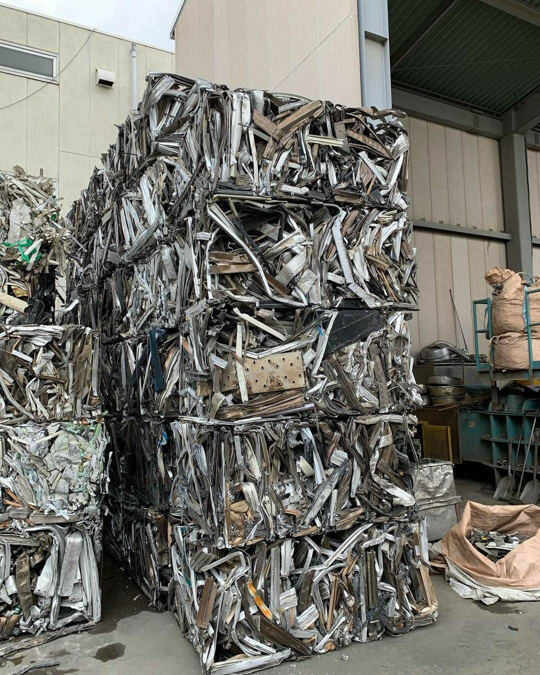 Buy Aluminum Extrusion 6063 Scrap/aluminum Scrap 6063 For Sale From AK ...