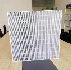 Air purification composite filter with carbon cloth box