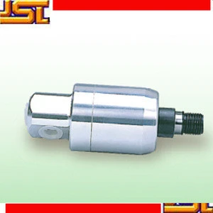 Coolant rotating joint with automatic on/off seal