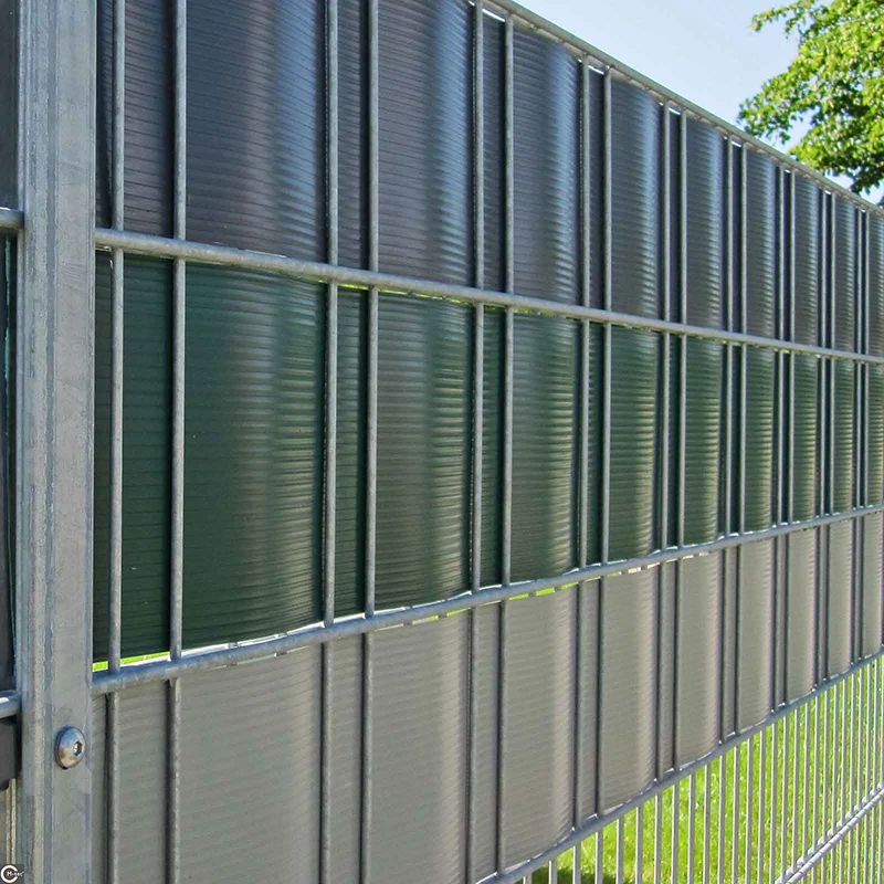Custom PVC Zaun Streifen Hart Fence Privacy Protection hard pvc strip screen fence 19cm*252cm,1450gsm