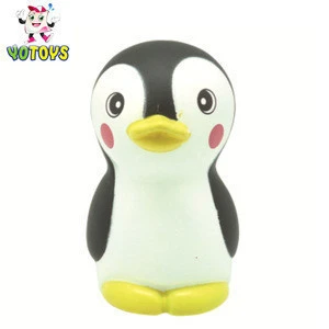 Floating aminal bath toy set penguin bath set for sale