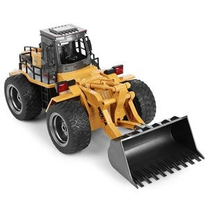 HUINA Toys 1:18 2.4GHz 6CH Metal RC Bulldozer R/C Alloy Truck Construction Vehicle Toy Bulldozer
