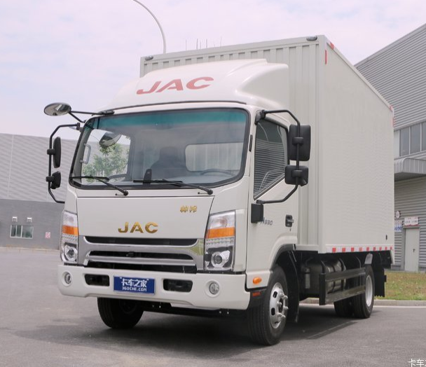 JAC small 3-5 ton cargo trucks for sale