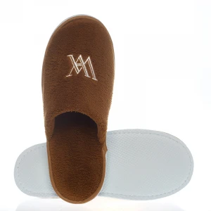 Light weight comfortable luxury hotel slippers