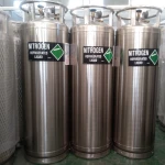 Ln2 dewar for cryosauna cryotherapy