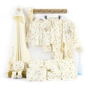 Sandro 2019 Wholesale New Born Baby Clothing Gift Set