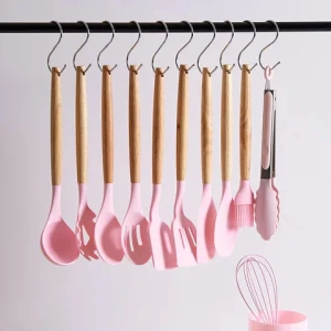 Seamless design,  heat-resistant wooden handles, easy to clean, portable, small silicone kitchen utensils set