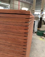 Shipping Container Flooring Plywood 28mm Sealed Edges WBP Melamine 100% Eucalyptus Core
