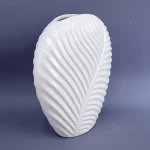 White Ceramic Vase Leaf Shape Decorative Flower Vase for Home Decor Living Room and Wedding