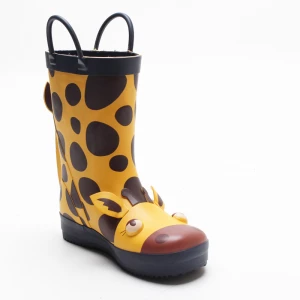 Wholesale New Fashion 3D Giraffe Waterproof Toddler Rubber Kids Wellies Rain Two-Tone Rubber Footwear for Children