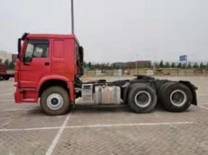 SINOTRUK   HOWO   6*4   Tow used truck