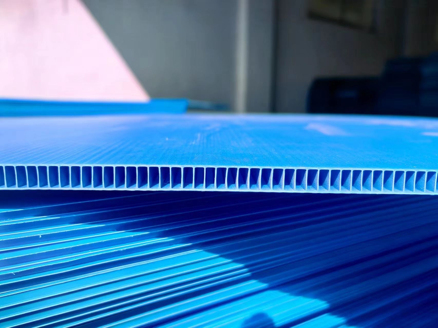 Buy blue corrugated plastic sheet from zibo shichuang company china
