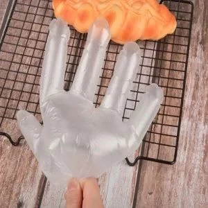 PE Waterproof Plastic Disposable Hand Gloves for Restaurant PE Disposable Gloves Food Preparing Glove Cleaning Use
