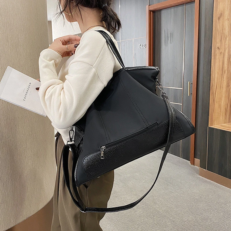 2020 soft leather women&#x27;s bag new fashion locomotive bag foreign trade women&#x27;s portable one shoulder slant span bag