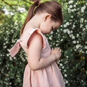 2020 summer new girls dress cotton and linen solid color back bow princess dress