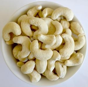 Best Grade and Dried Style Dried Style and Blanched Processing Type Cashew /Cashew Nuts/ Cashew Kernels