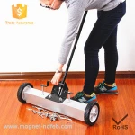 Cheap Price Hot Selling 18" 24" Magnet Floor Sweeper with Release Function