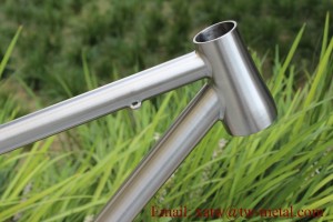 custom bicycle frame titanium bicycle frame titanium Titanium mountain bike with thru axle dropout