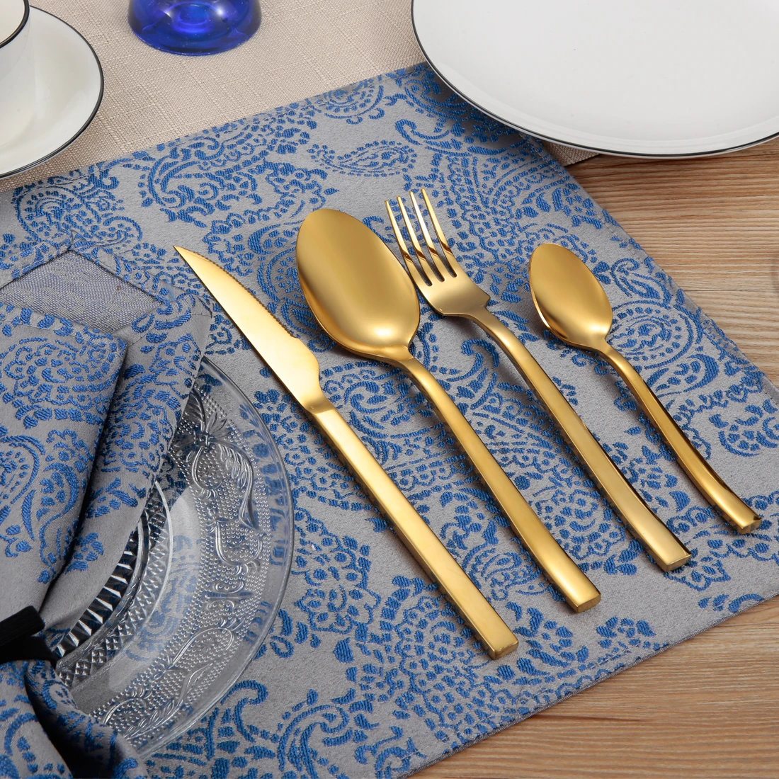 daoqi wholesale stainless steel gold plated fork and knife golden cutlery set