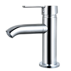 Hot sales single handle deck mounted factory price rotatable bathroom tap basin faucet