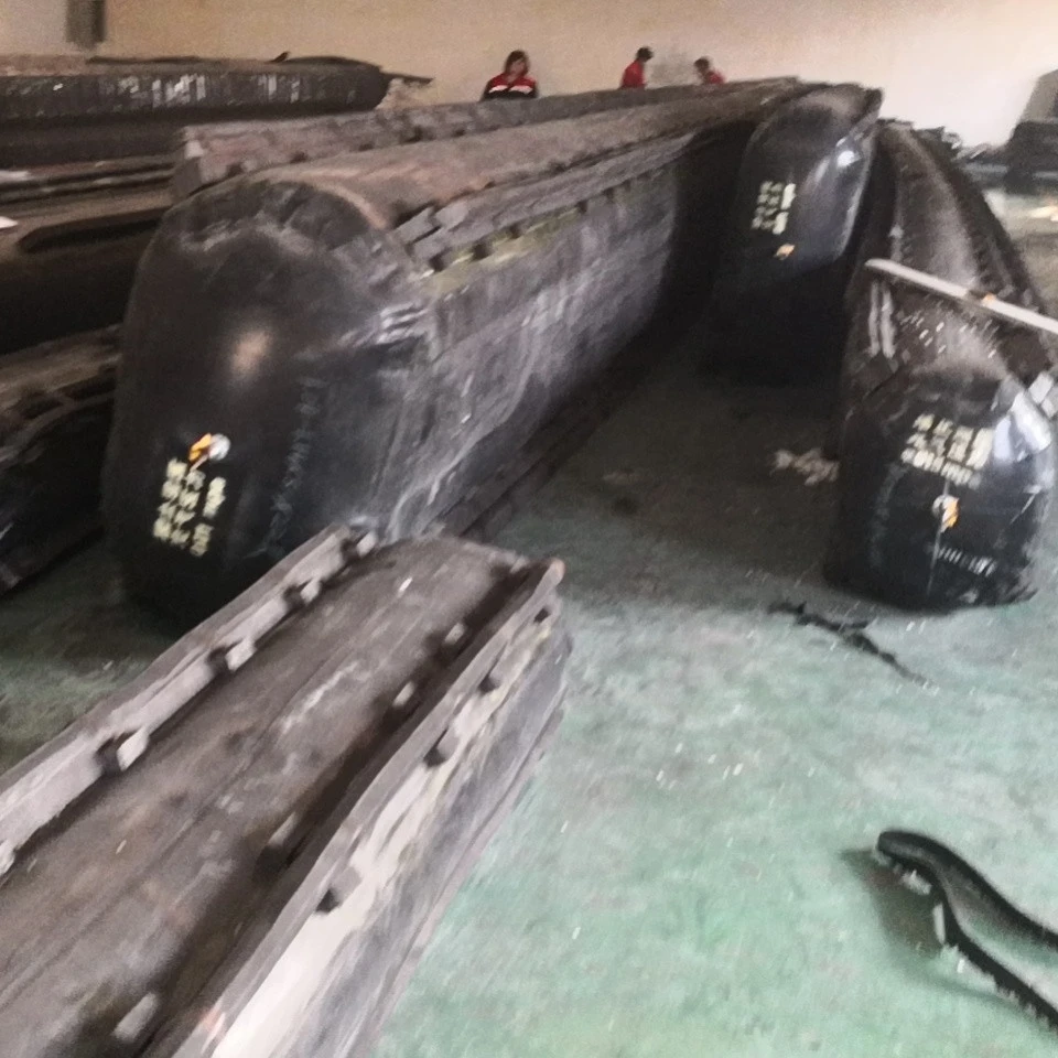 Inflatable Rubber Culvert Balloon Used On Formwork For Construction Of Pipe Culverts