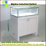 Luxury style design watch strap display case showcase furniture video game display stand