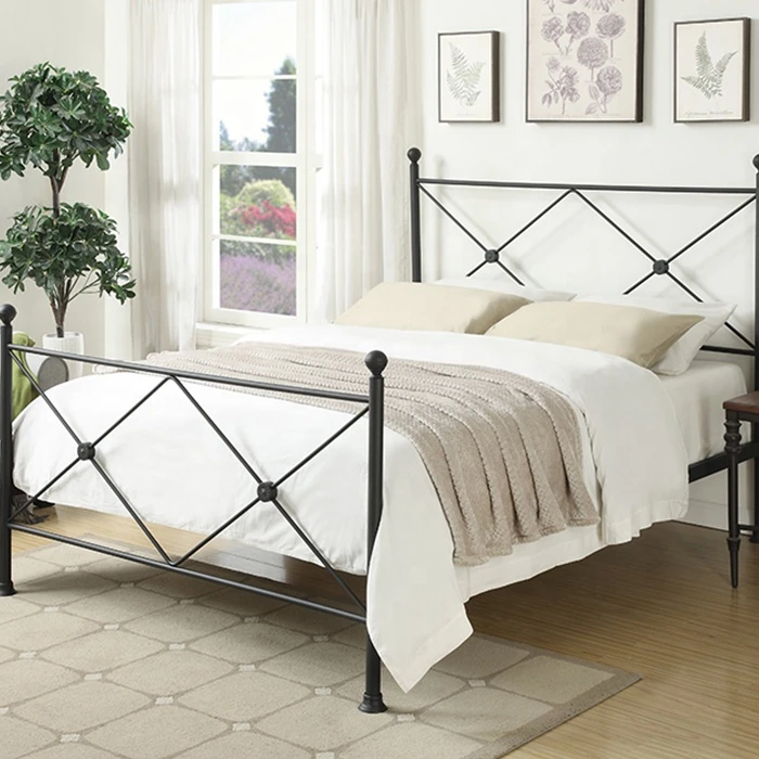 Manufacturer simple design black double king size wrought iron metal beds