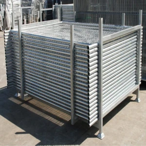 Recyclable rubber feet Galvanized Temporary Construction site mobile fence