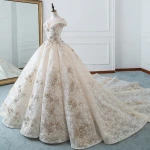 Sexy Off Shoulder Low Cut Palace Wedding Dresses Champagne Embroidered Bridal Gowns With Tail