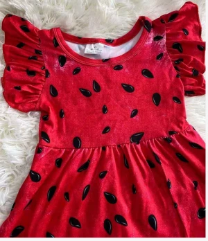 The latest summer baby girl clothing small flying sleeve dress printed boutique childrens The waist design has Li Shengxian