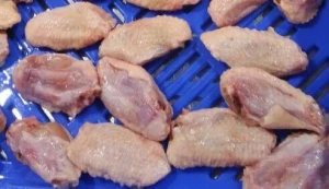CHICKEN MIDWINGS
