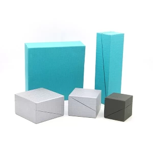 Dice 1533 - Cubic Shapped Paper Gift Boxes