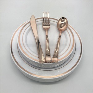 125 Pieces Disposable Rose Gold Dinnerware Set