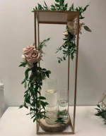 Beautiful wedding decoration metal centerpiece gold flower holder , square flower stand gold center piece