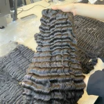 Best Quality Long Lasting Deep Wave Hair Extensions Shiny Natural Human Hair Bundles 360 Lace Frontal Wig Hair Vendors