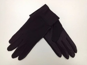 black poly strech inside brushed sport gloves with touch screen anti-slip silicon