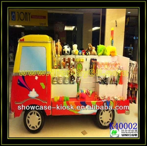 Colorful children toy cabinet in mall,cute toy chest for display Snoopy