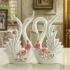 Custom made best home decoration wedding gift resin craft little swan statue