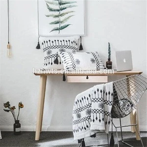 European Style double face cotton knitted blanket throw with tassel