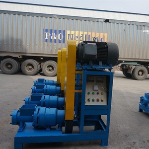 High production efficiency sawdust briquette machine