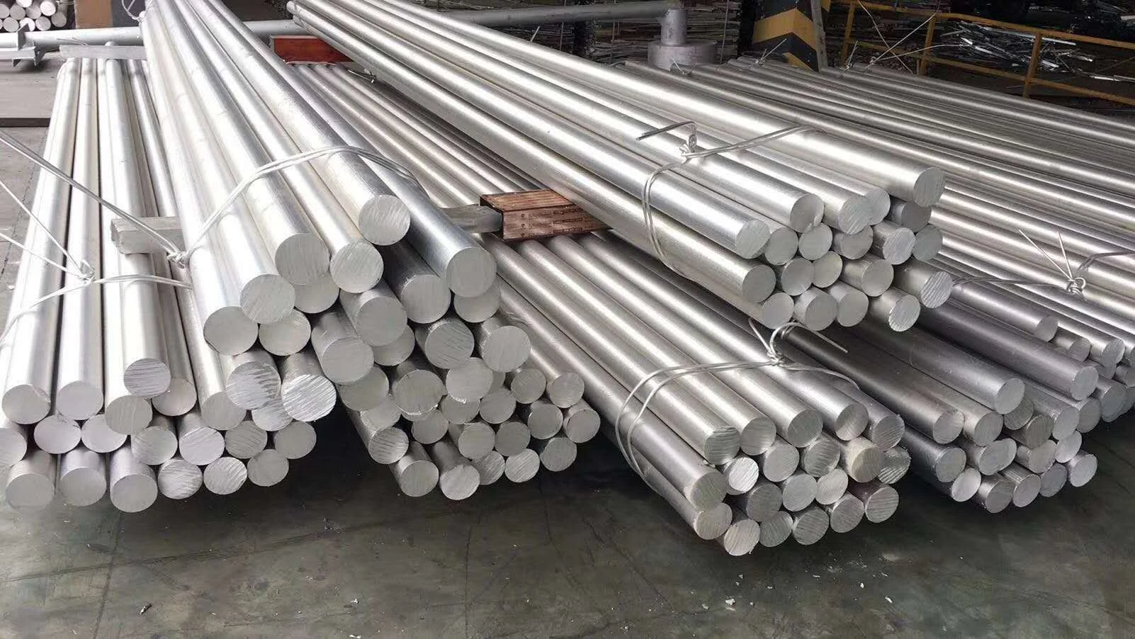 High Quality Aluminium Alloy Grade 6061 6063  Flat Aluminum Round Bars