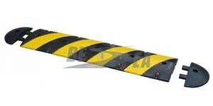 Hot Sale Product Rubber Reflective 1.83 meter Road Speed Bump