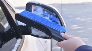 Hot Selling Extended Snow Sweeping Brush Glass  Clearing Shovel Ice Adjustable Snow Removal Shovel