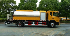 Intelligentized asphalt distributor 6m bitumen emulsion sprayer distributor truck