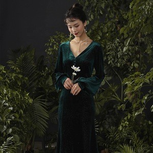 JINYE Champagne Three-quarter Velvet Flare Modern Qipao Cheongsam Chinese Dress