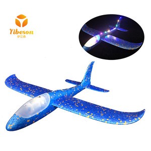 Kids sport toys hand throw airplane with lamp flying plane foam