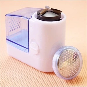 Portable Mini Electric Power Fabric Razor Hair Ball Clothes Remover Wool Shaver Lint Remover